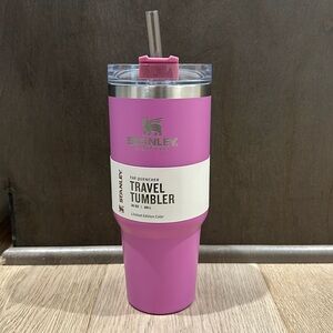 NWT Stanley 30oz Stainless Steel Adventure Quencher Tumbler in purple glare.